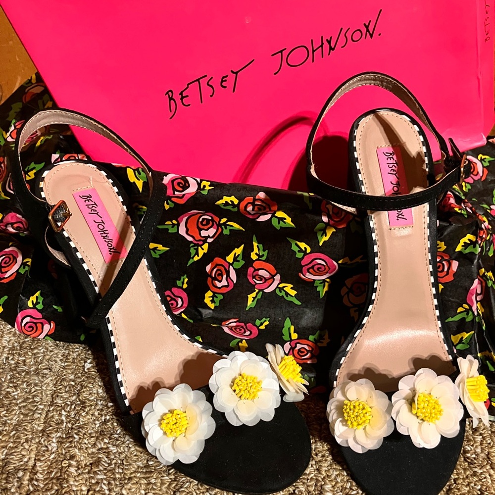 Betsey Johnson Black Heels with Floral Accents SEDONA